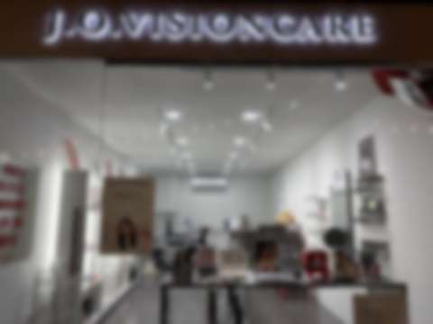 หน้าร้าน J.O. Vision Care ร้านแว่นอุดร